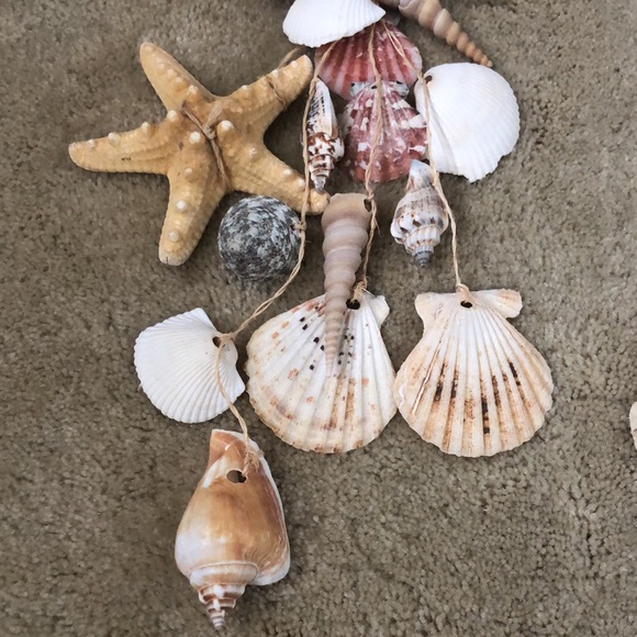 2 for $12! Seashell and raffia hanging doorway decor (set of 2) - Picture 4 of 14